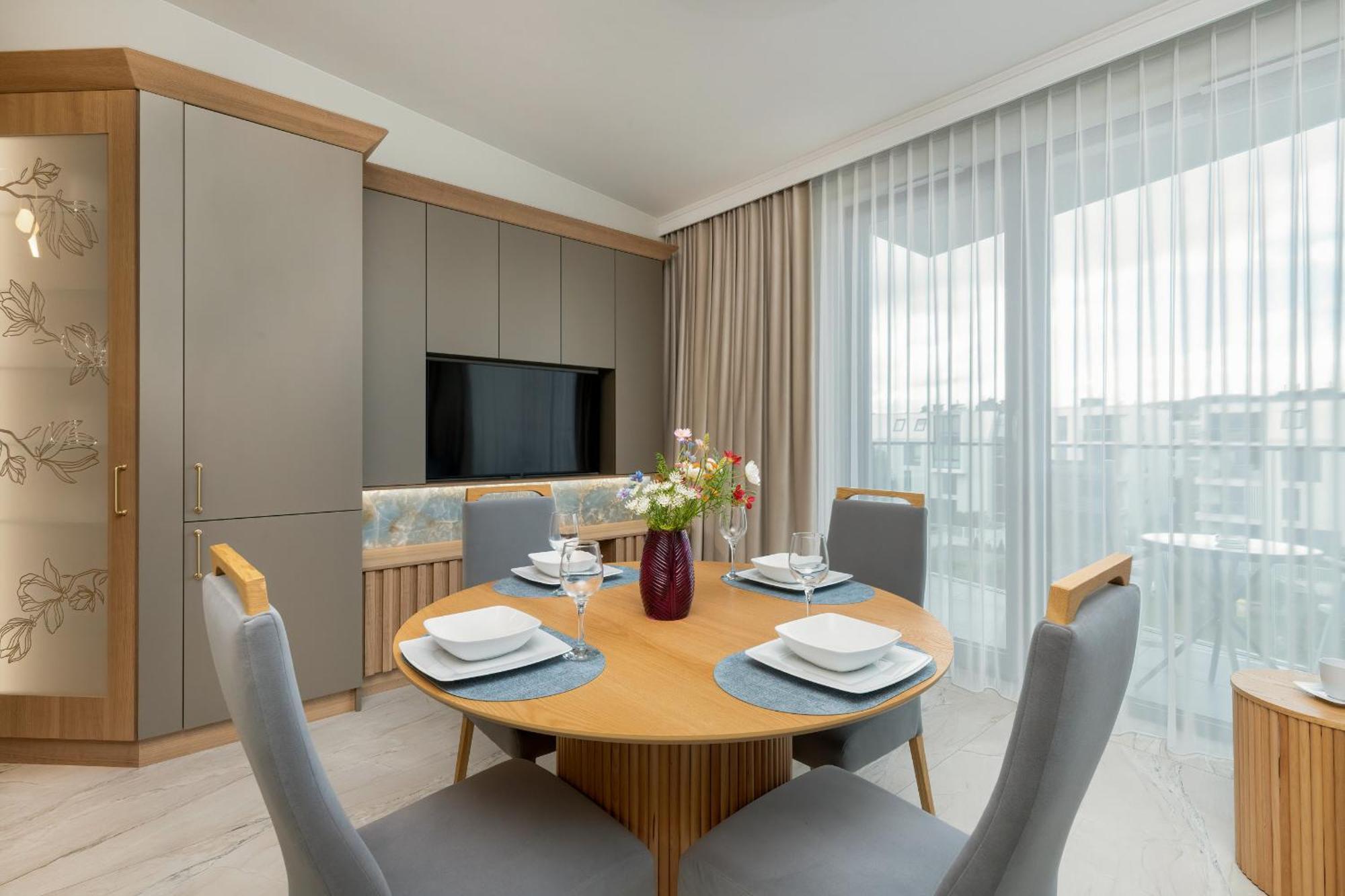 Elegancki Apartament W Sopocie Z Parkingiem I Klimatyzacja Blisko Plazy By Rent Like Home Zoppot Exterior foto